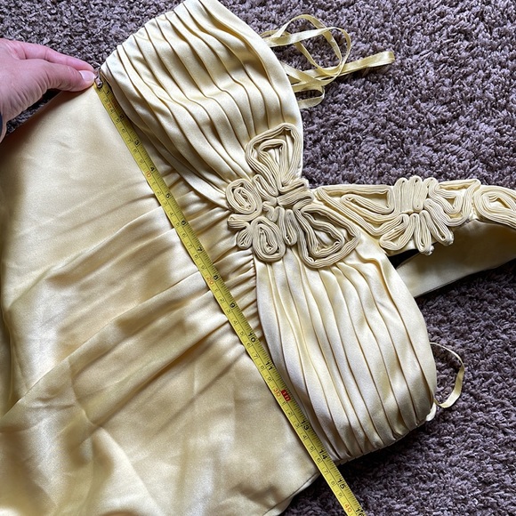 BCBGMAXAZRIA BEAUTIFUL FORMAL DRESS, 06 - Picture 12 of 13